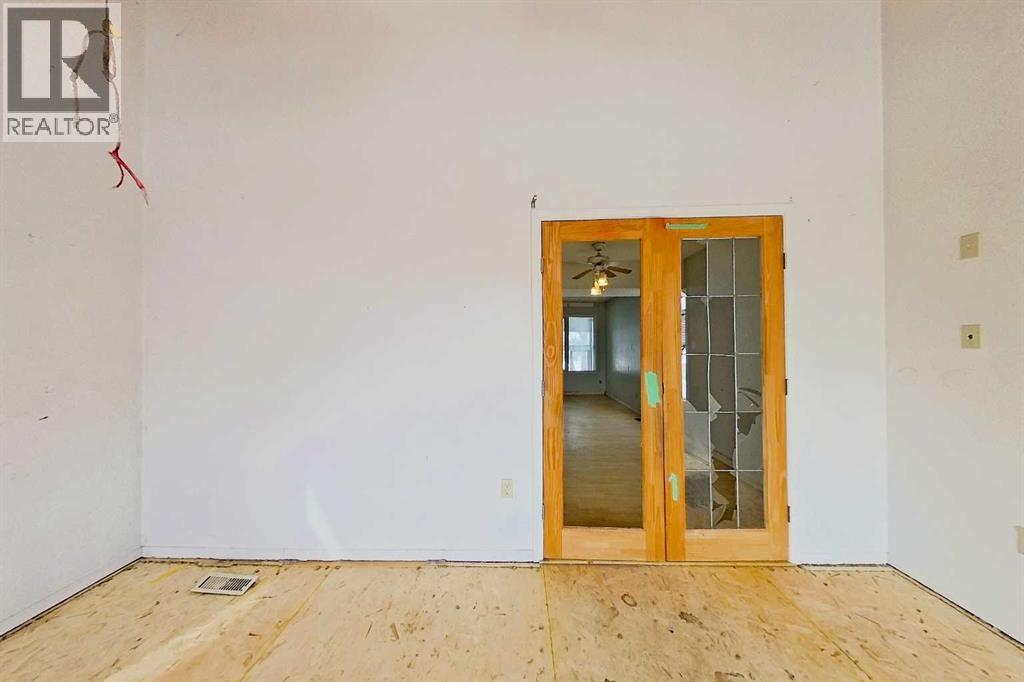 1019 12 Street SE - 13