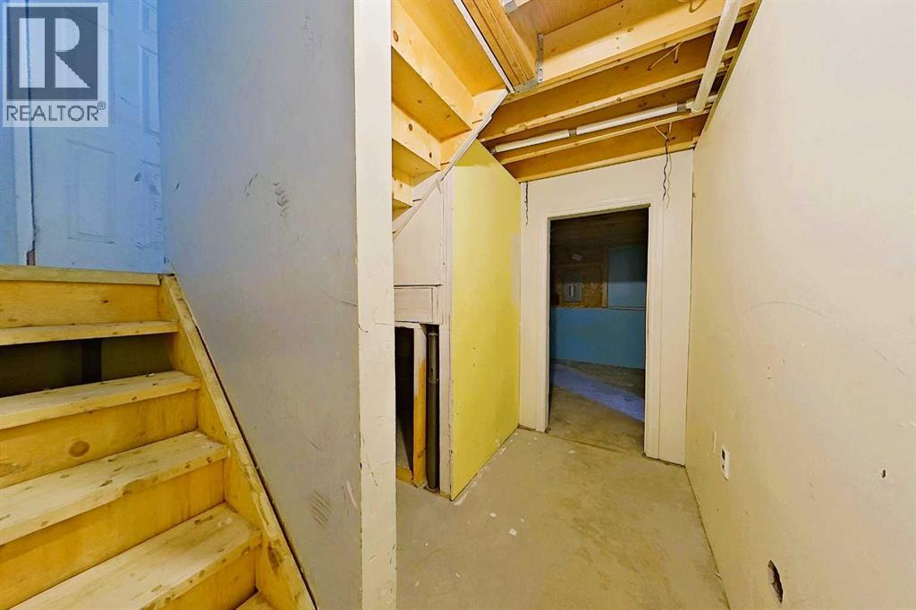 1019 12 Street SE - 26
