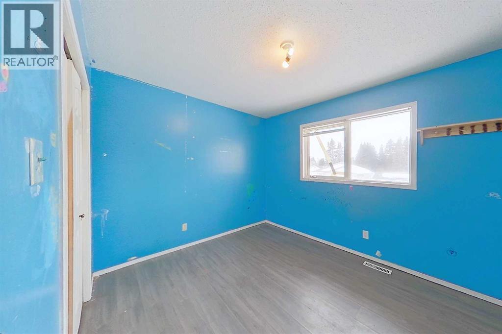 1019 12 Street SE - 25