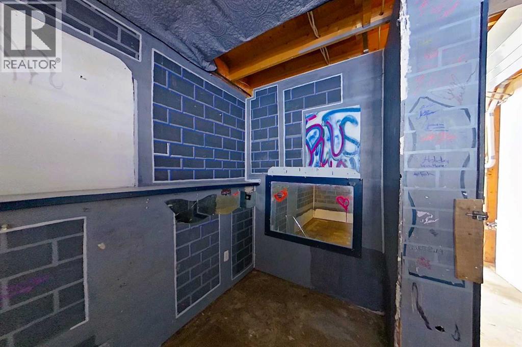 1019 12 Street SE - 34