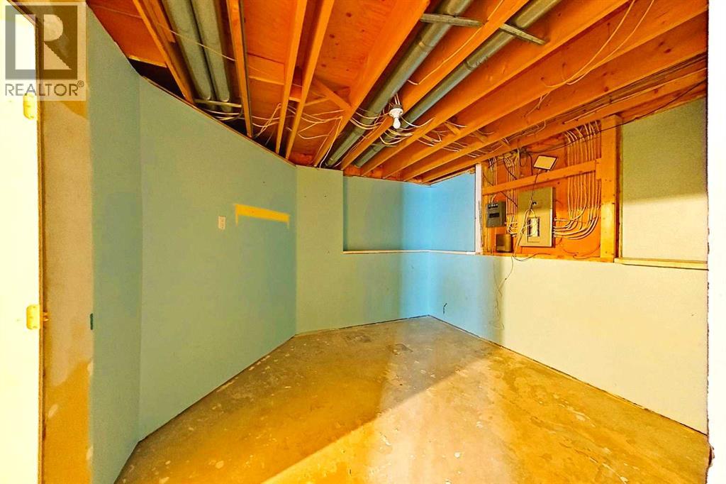 1019 12 Street SE - 31