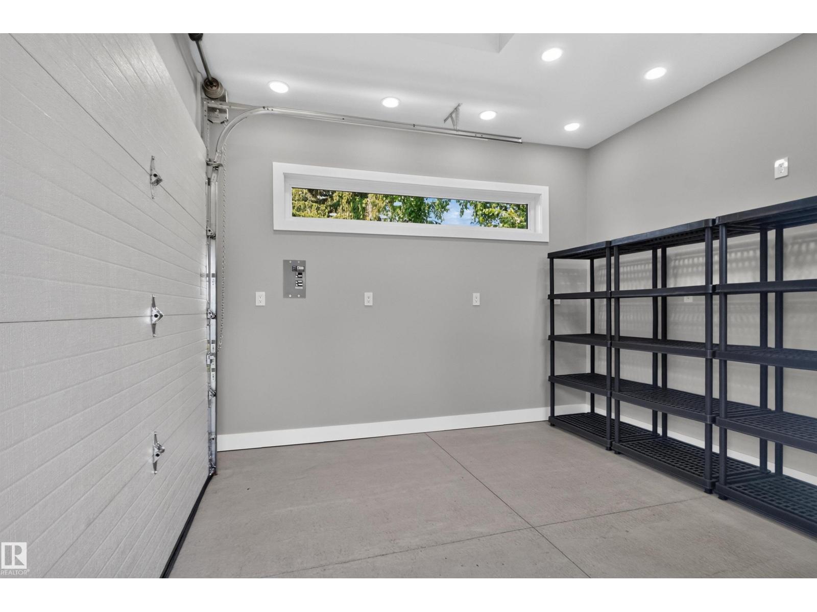 3911 67 ST NW - 73