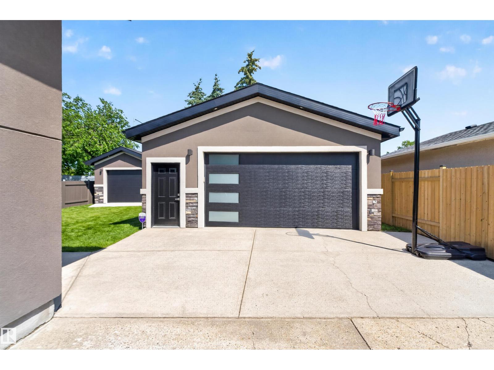 3911 67 ST NW - Image 6