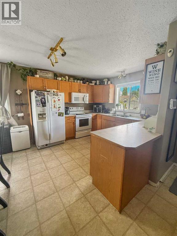 54 Olson Crescent - 4