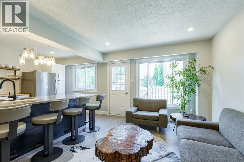 #69 215 TRUDEAU DRIVE - 5