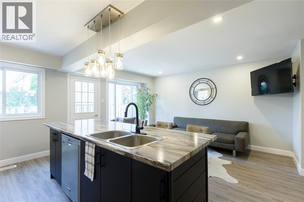 #69 215 TRUDEAU DRIVE - 9