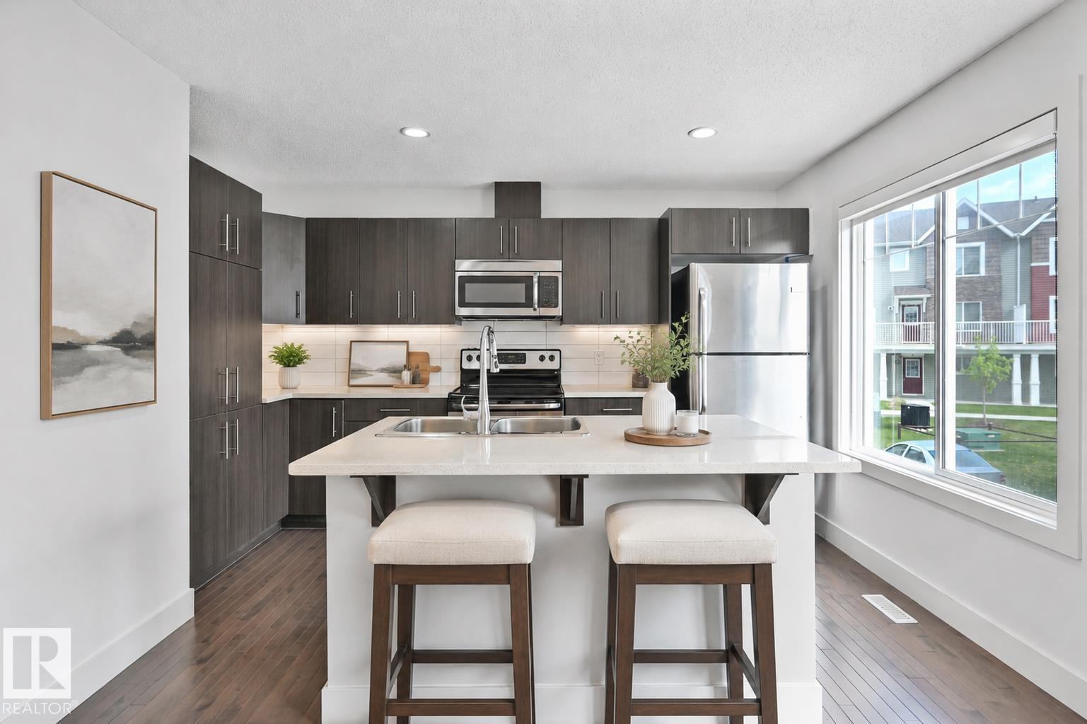 #35 2922 MAPLE WY NW - 11