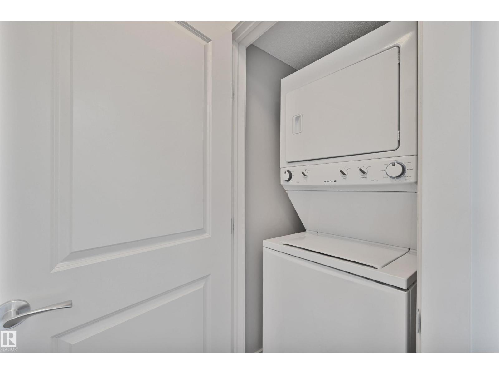 #35 2922 MAPLE WY NW - 28