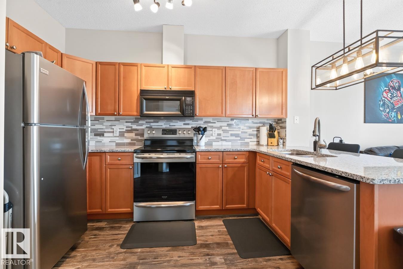 #313 226 MACEWAN RD SW - 9