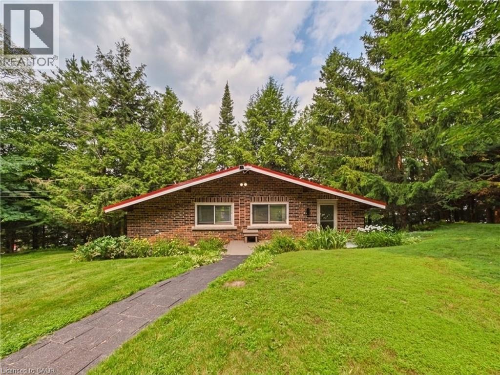 224 FAWN Road N - 2