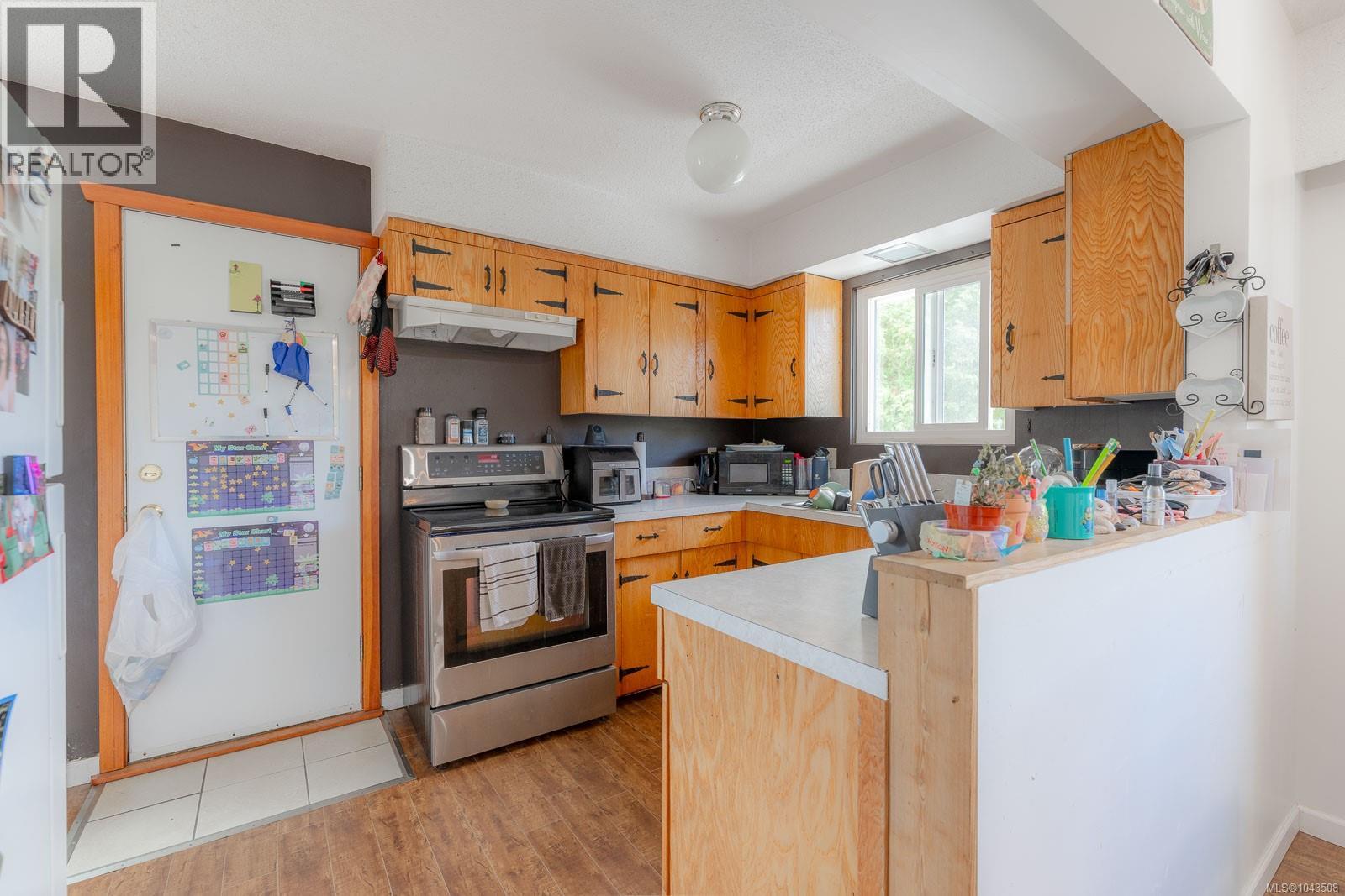 1323 Helen St - 16