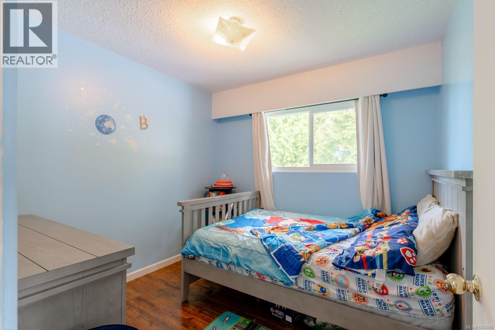 1323 Helen St - 24