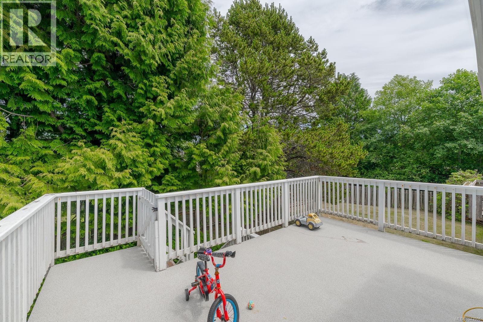 1323 Helen St - 27