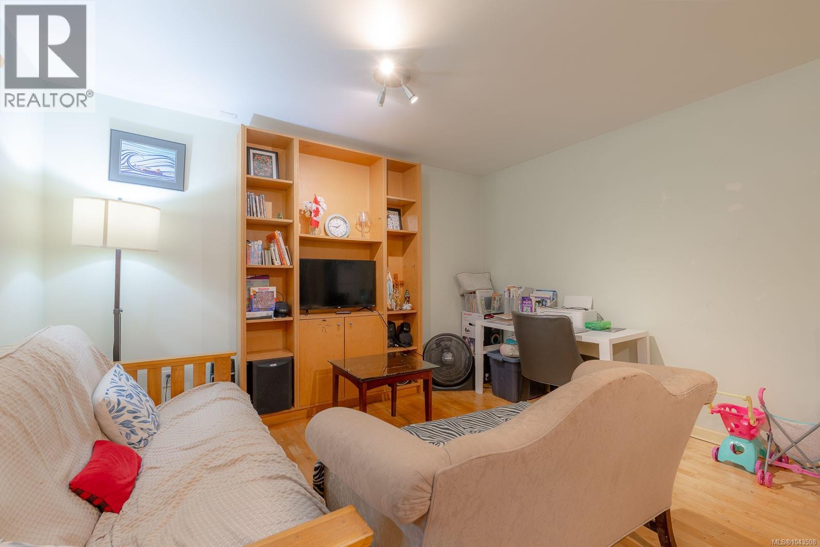 1323 Helen St - 37