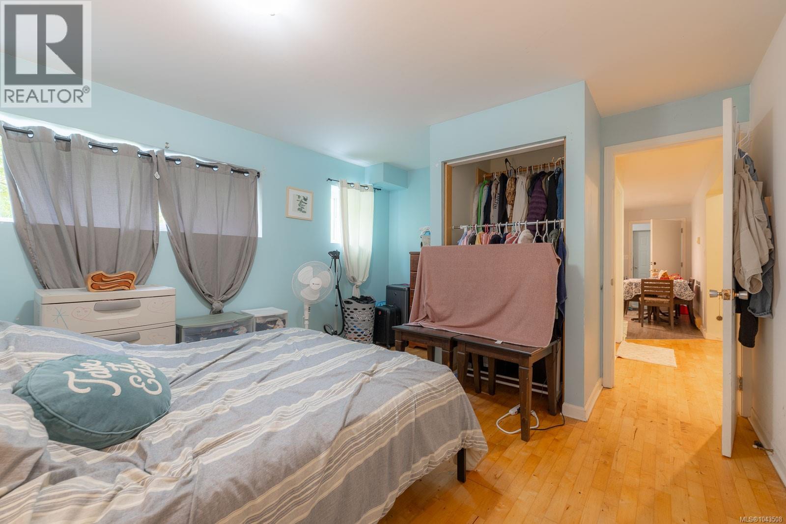 1323 Helen St - 44