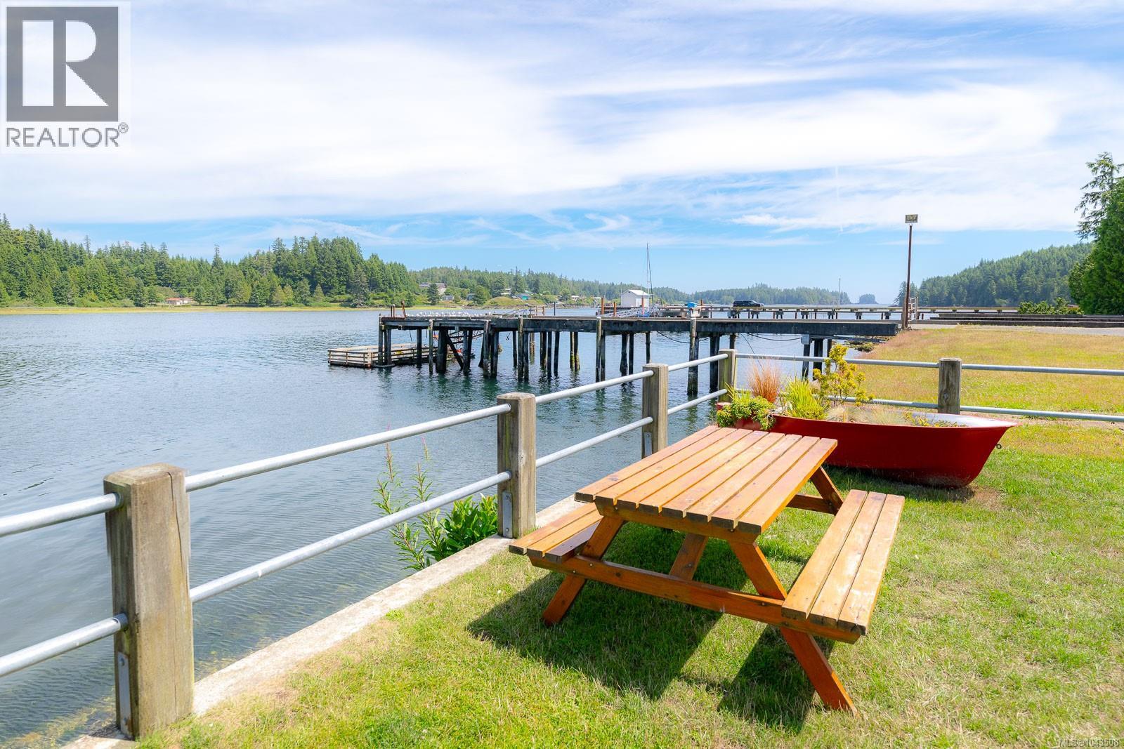 1323 Helen St - 59