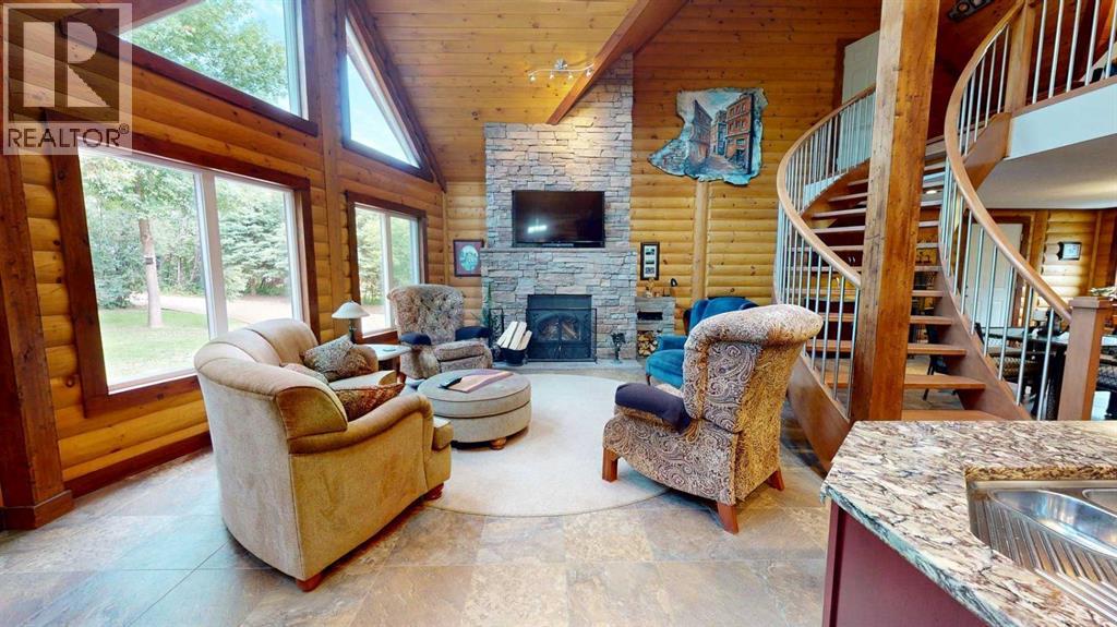 105, 433042 Range Road 221 - 3