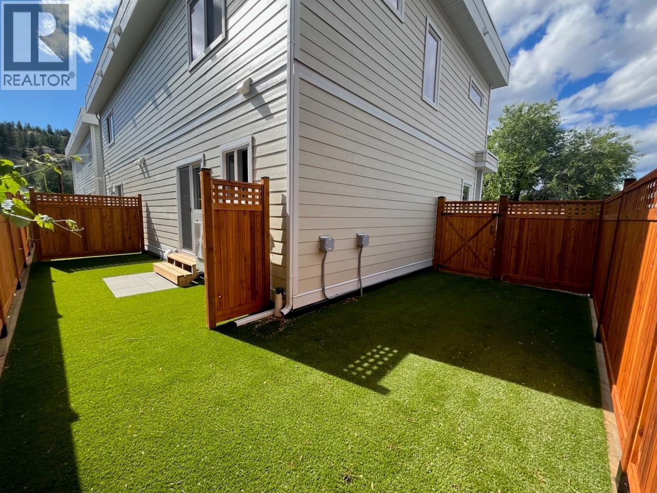 #104 11815 Grant Avenue - 9