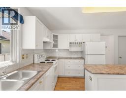 2545 Wyatt Road, Kelowna, BC V1Y8W7 Photo 15