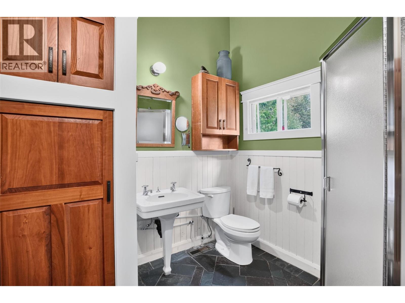 422 Howser Station Road - 24
