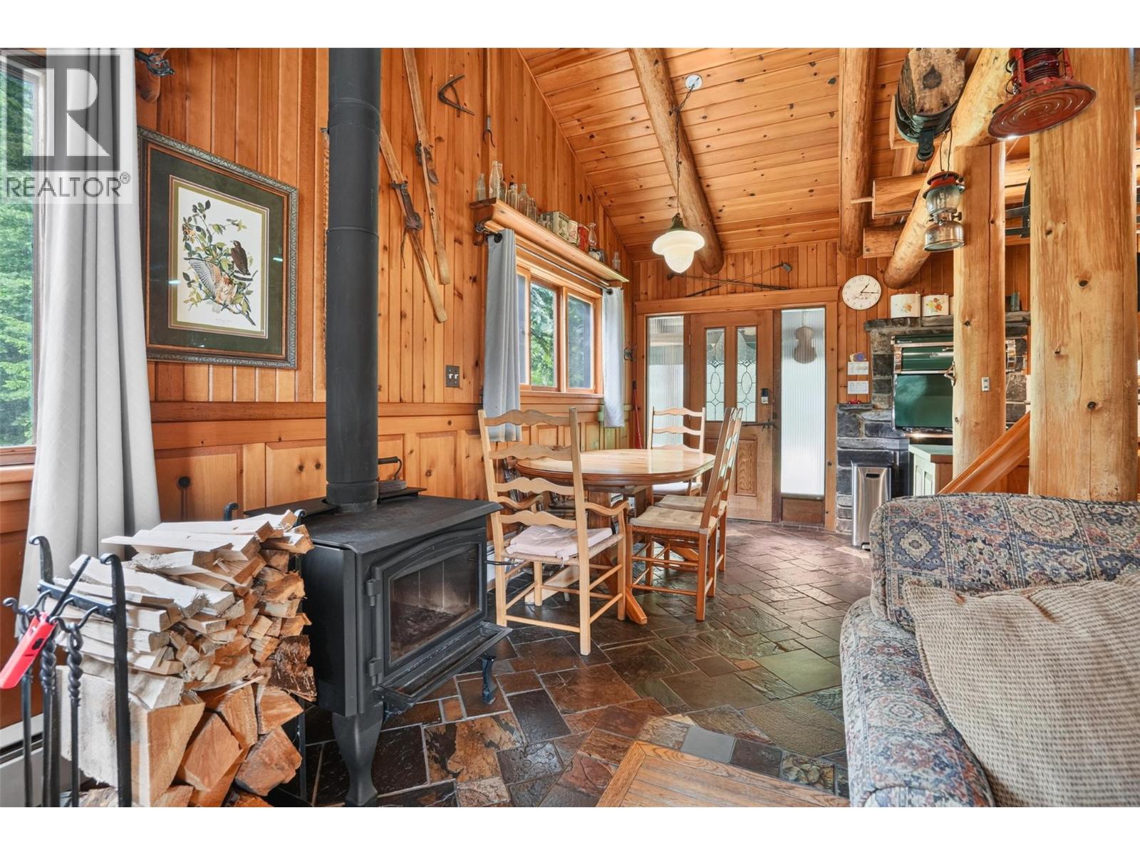 422 Howser Station Road - 14