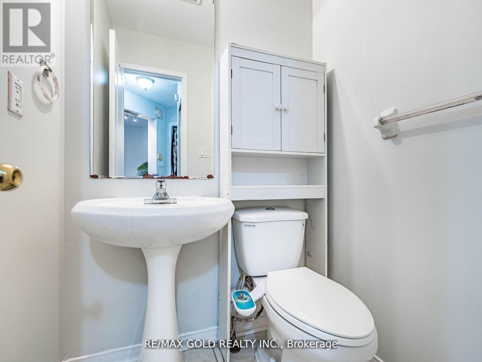33 FIDDLENECK CRESCENT - 18