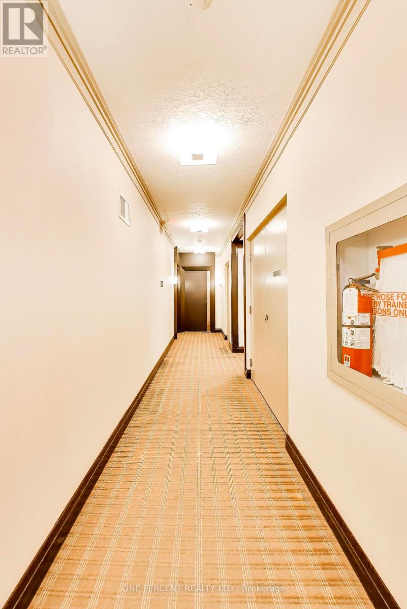 #2606 15 VIKING LANE - 17