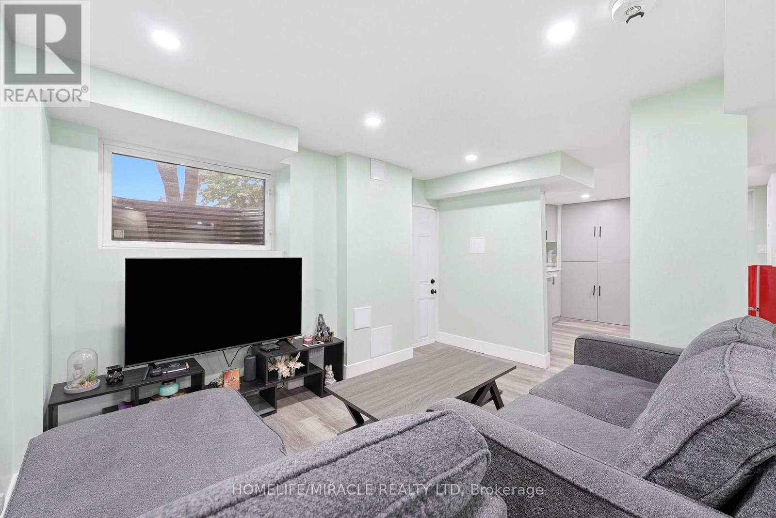 159 MONTEBELLO DRIVE - 12