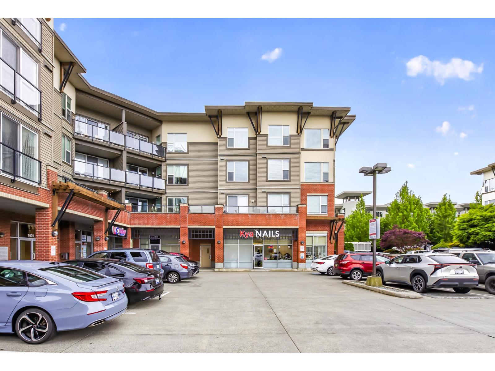 215 1975 MCCALLUM ROAD, Abbotsford