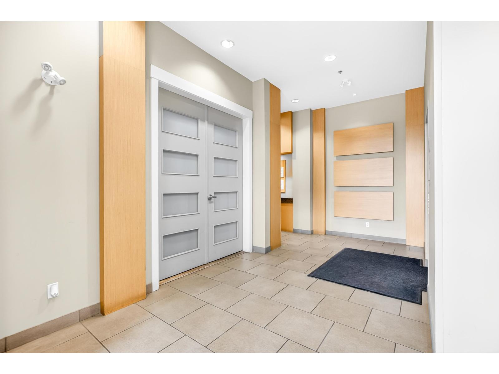 215 1975 MCCALLUM ROAD, Abbotsford