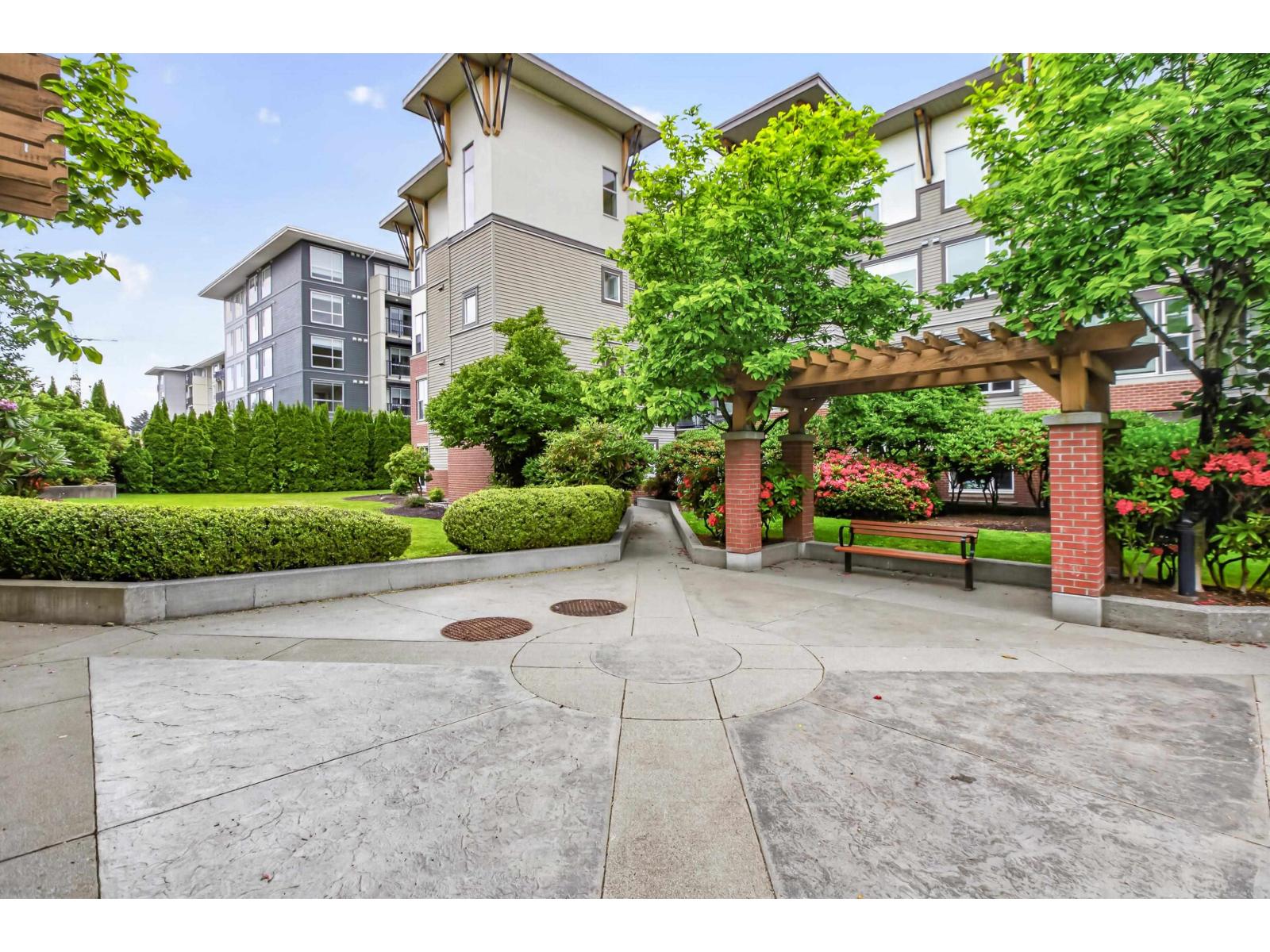 215 1975 MCCALLUM ROAD, Abbotsford