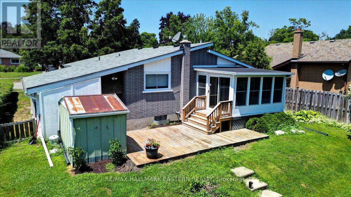 1194 MILBURN STREET - 41