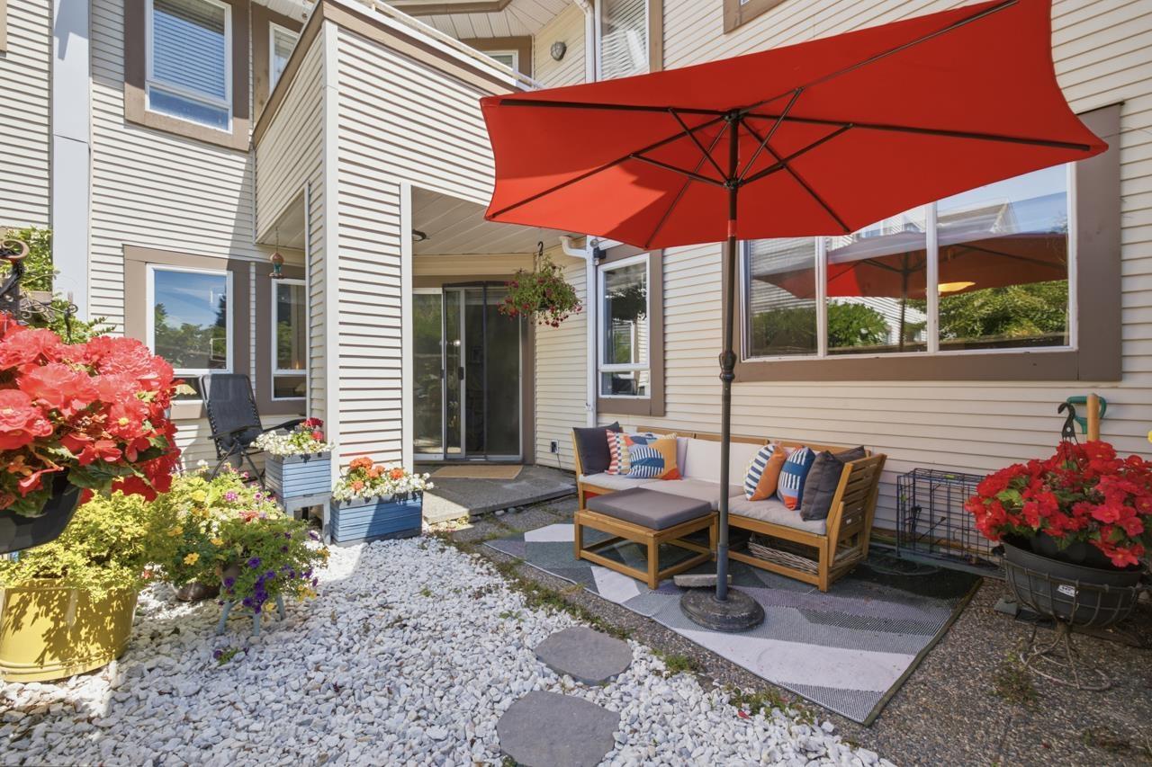 219 15991 THRIFT AVENUE, White Rock