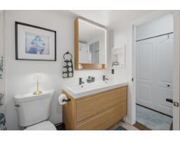 219 15991 Thrift Avenue, White Rock, BC V4B2M9 Photo 21