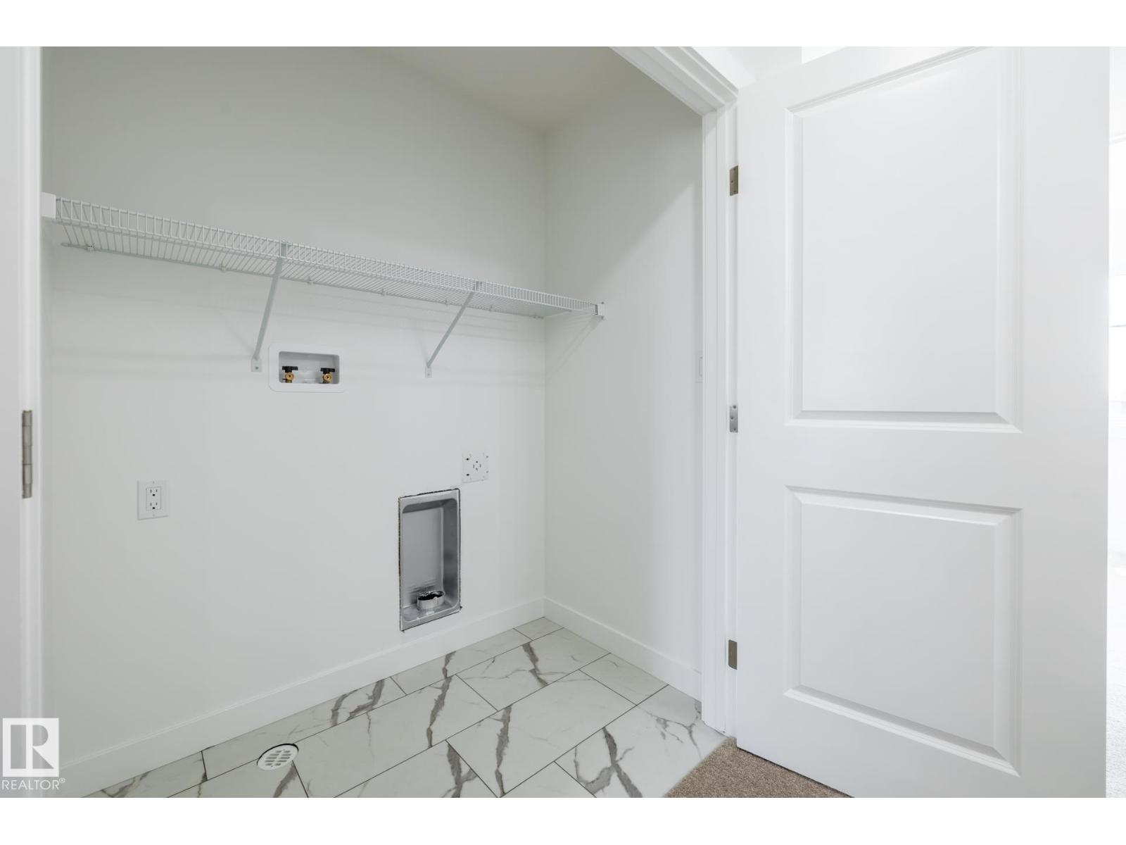 19516 30 AV NW - Image 12