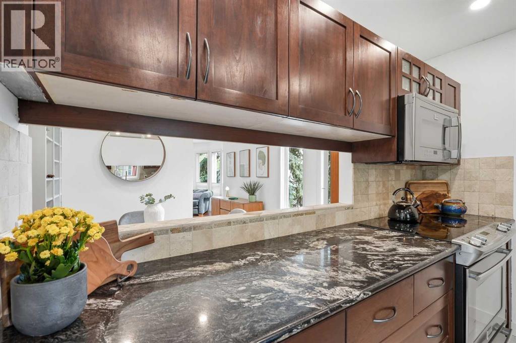 1321 10 Street SW - 10