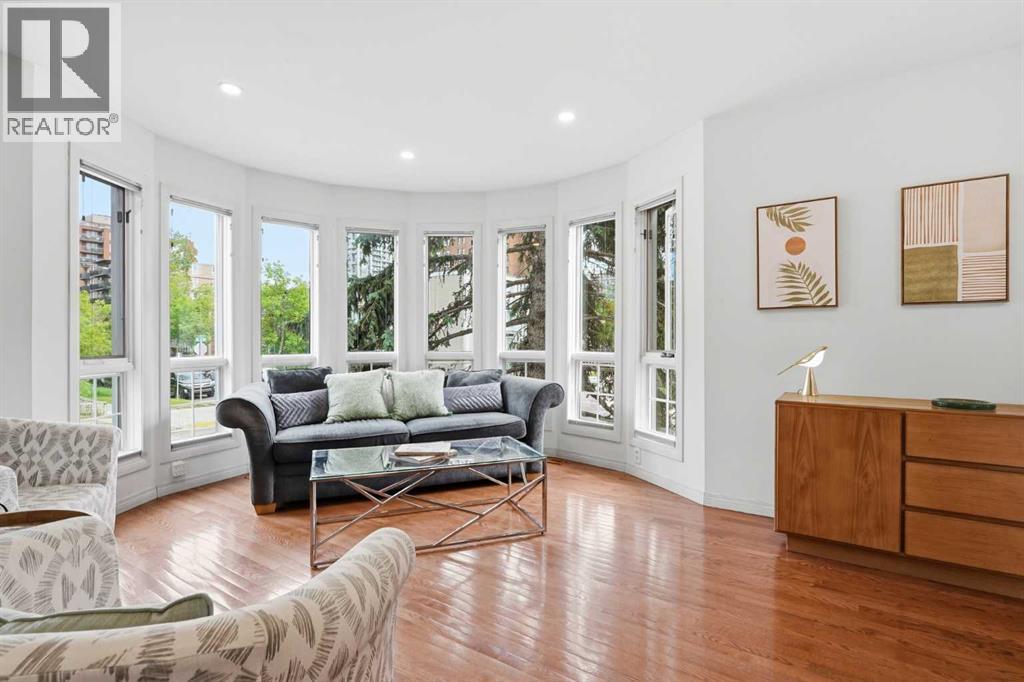 1321 10 Street SW - 25
