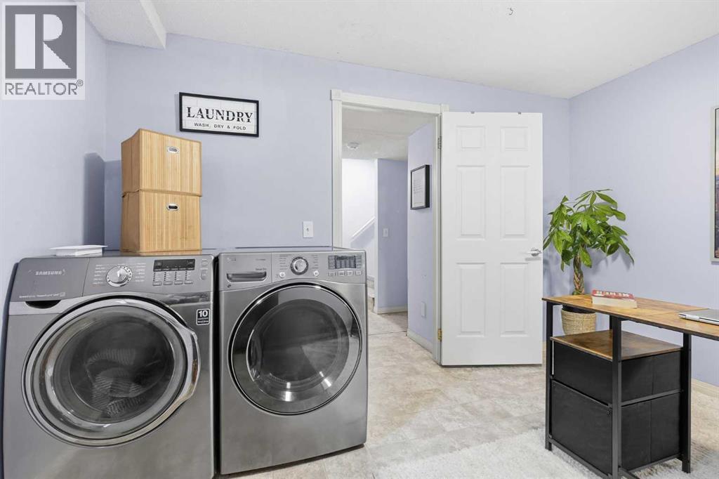 1321 10 Street SW - 22