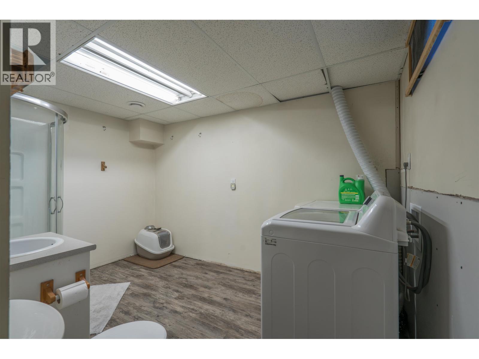 4280 DAVIE AVENUE - 14