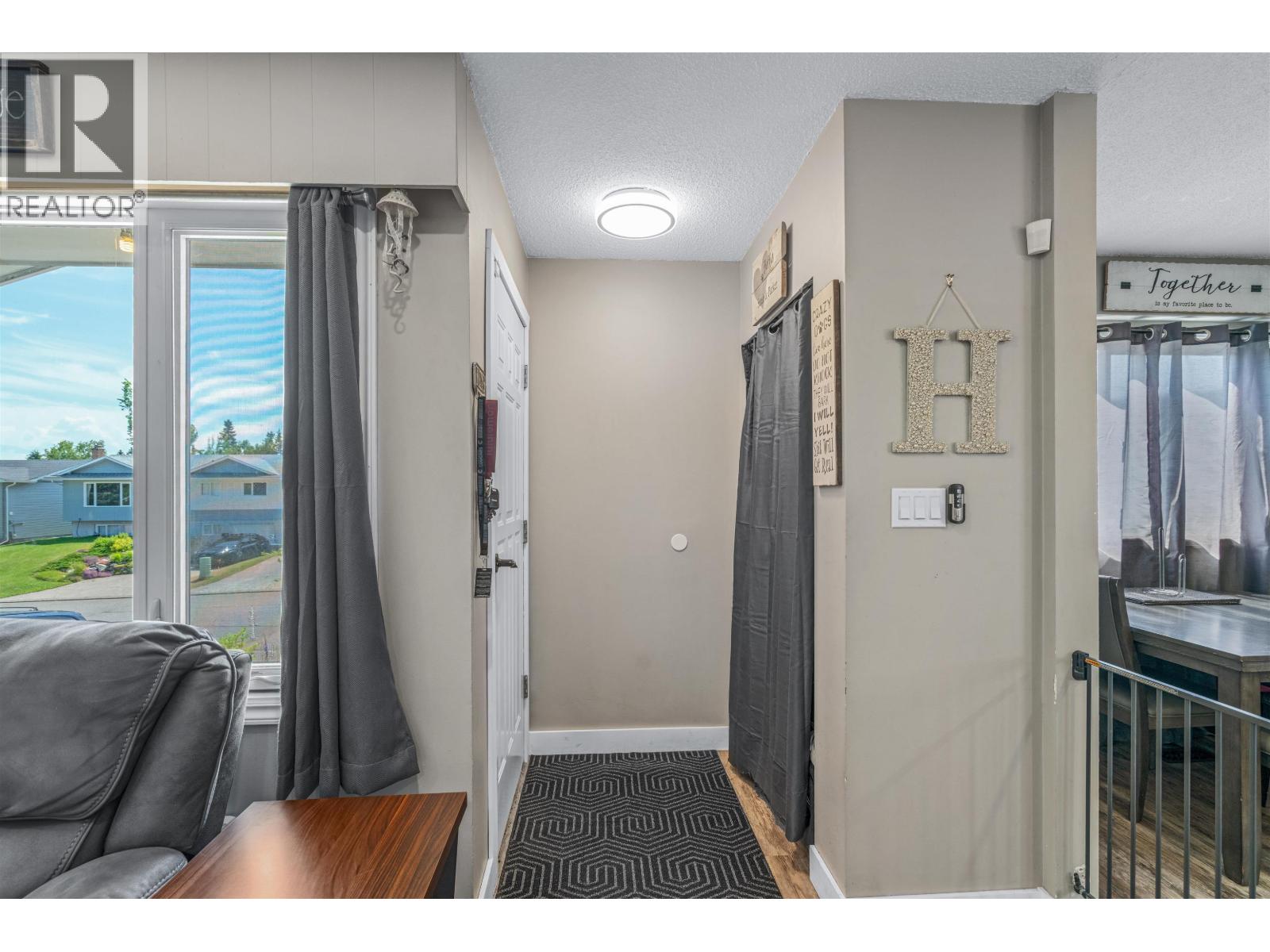 4280 DAVIE AVENUE - 2