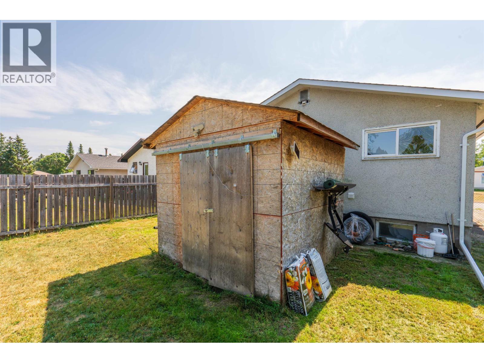 4280 DAVIE AVENUE - 28