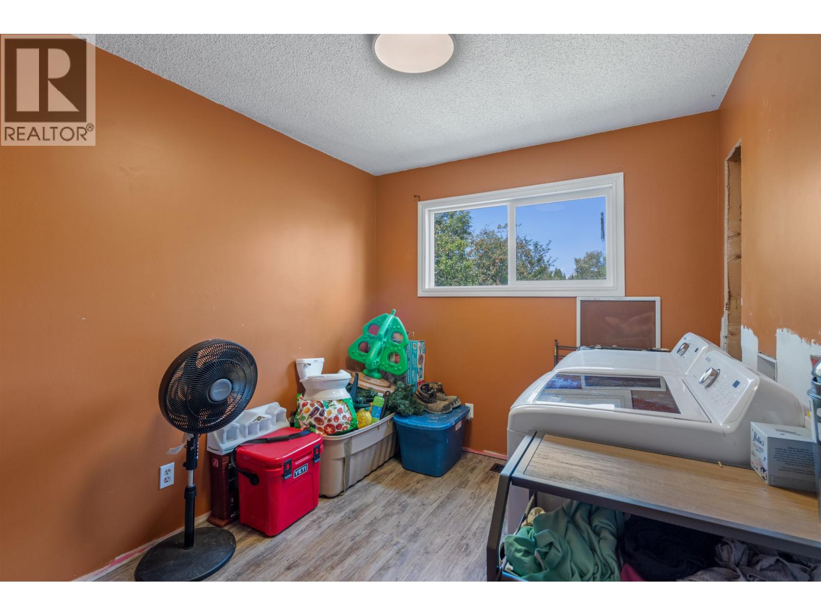 4280 DAVIE AVENUE - 8