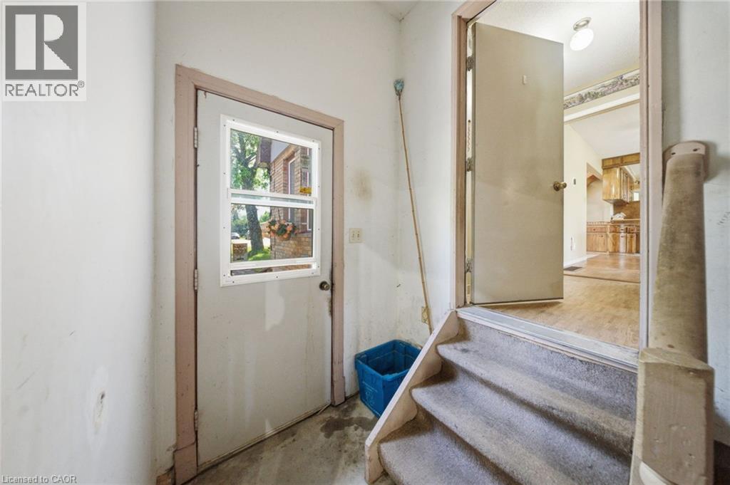 800 TREMAINE Avenue S - Image 32