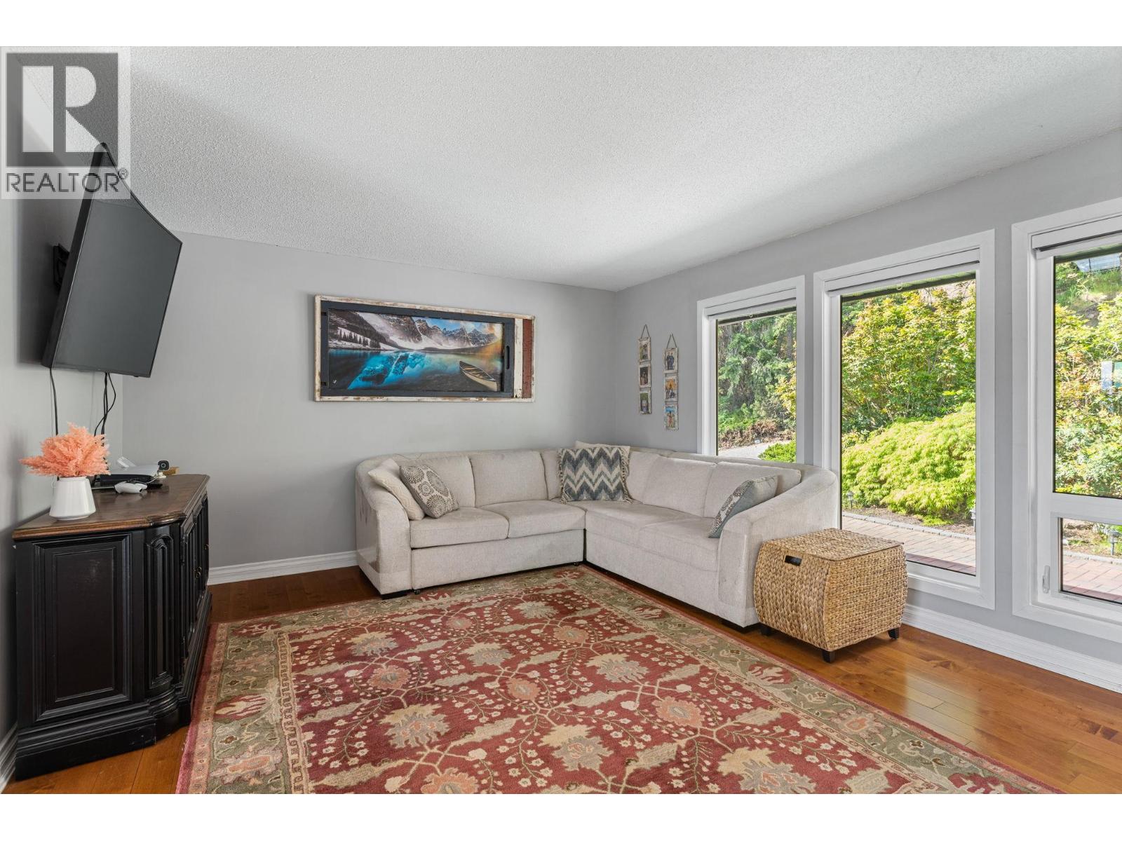 1659 Scott Crescent - 4