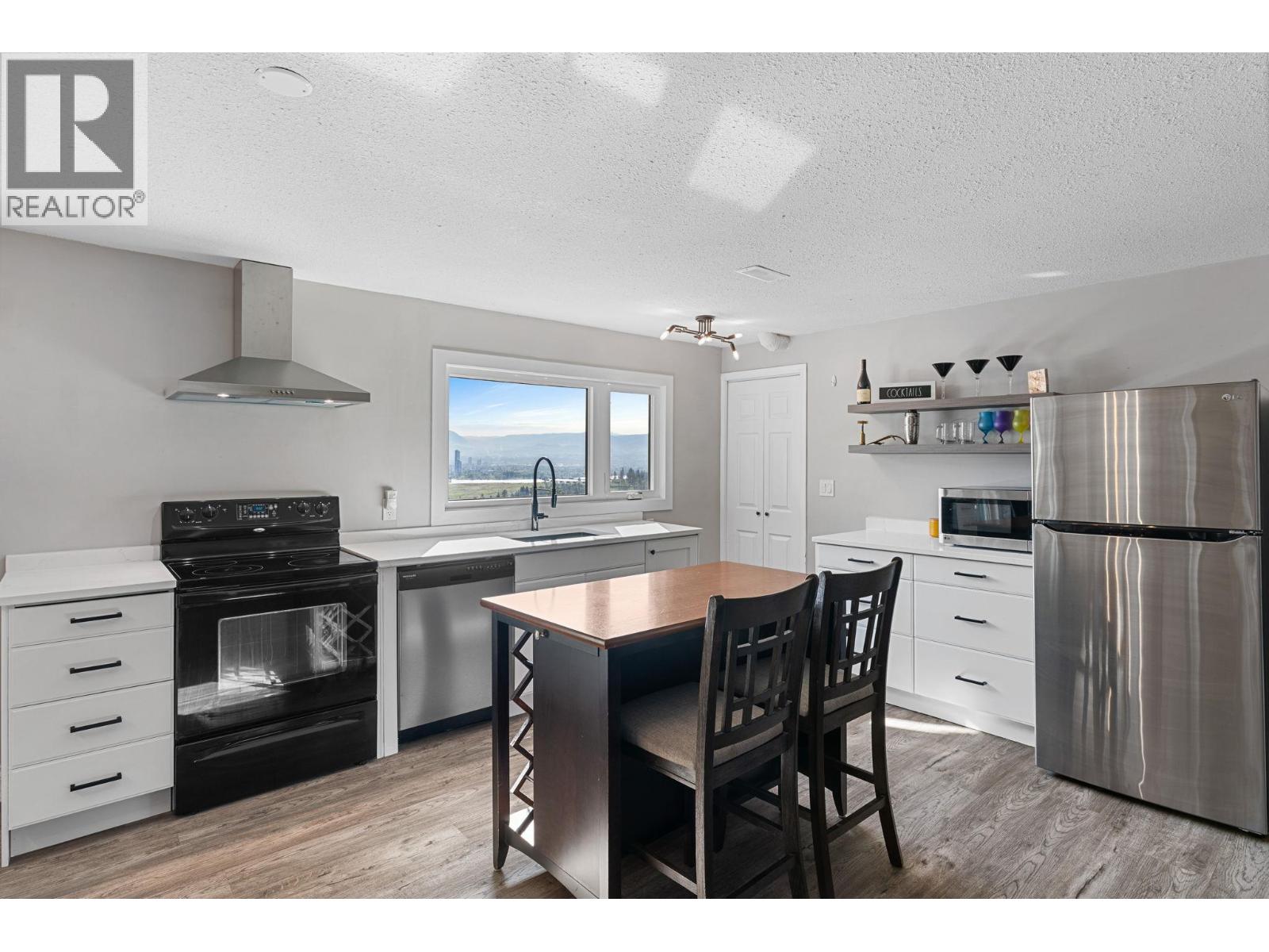 1659 Scott Crescent - 30