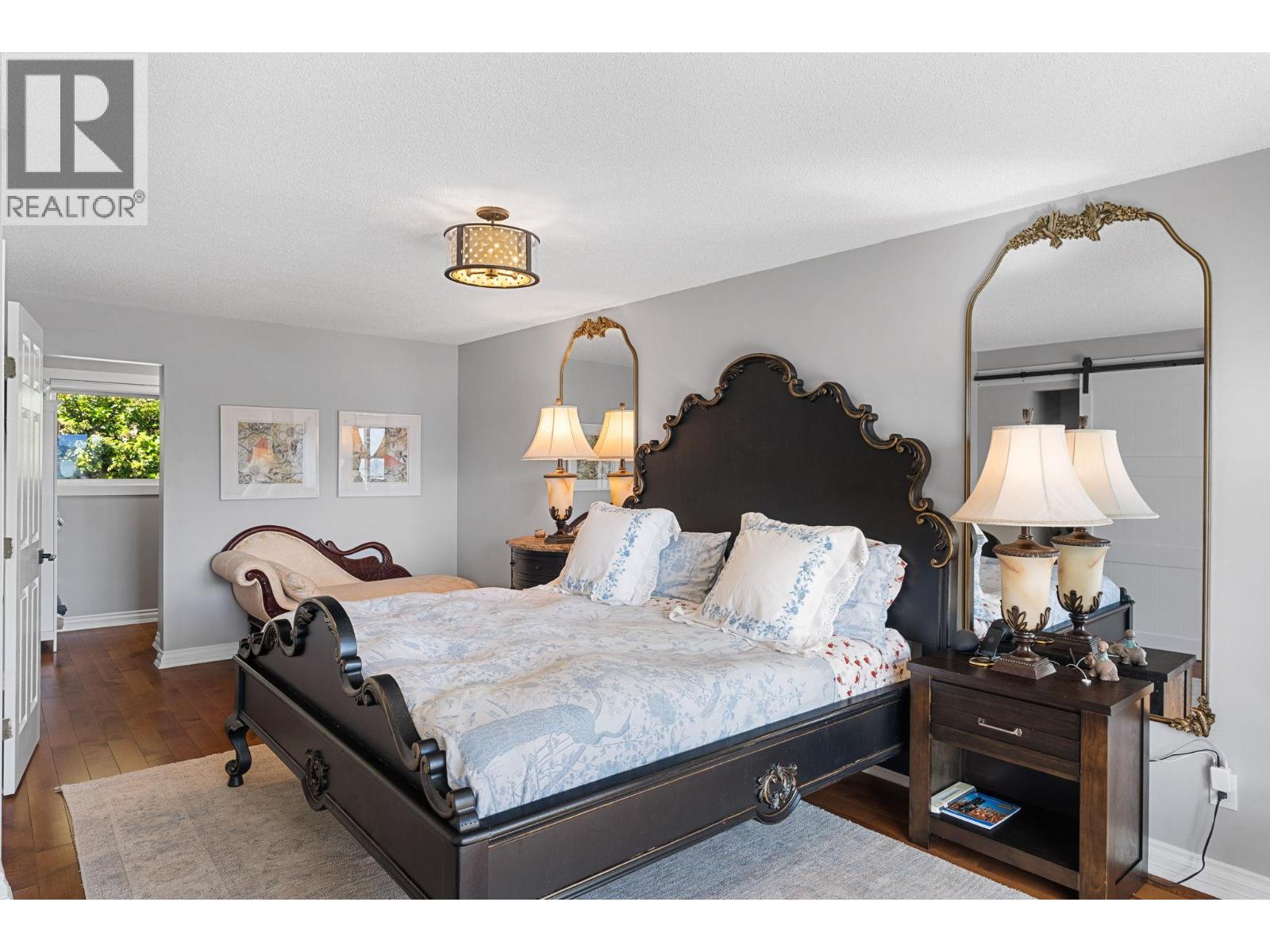 1659 Scott Crescent - 21