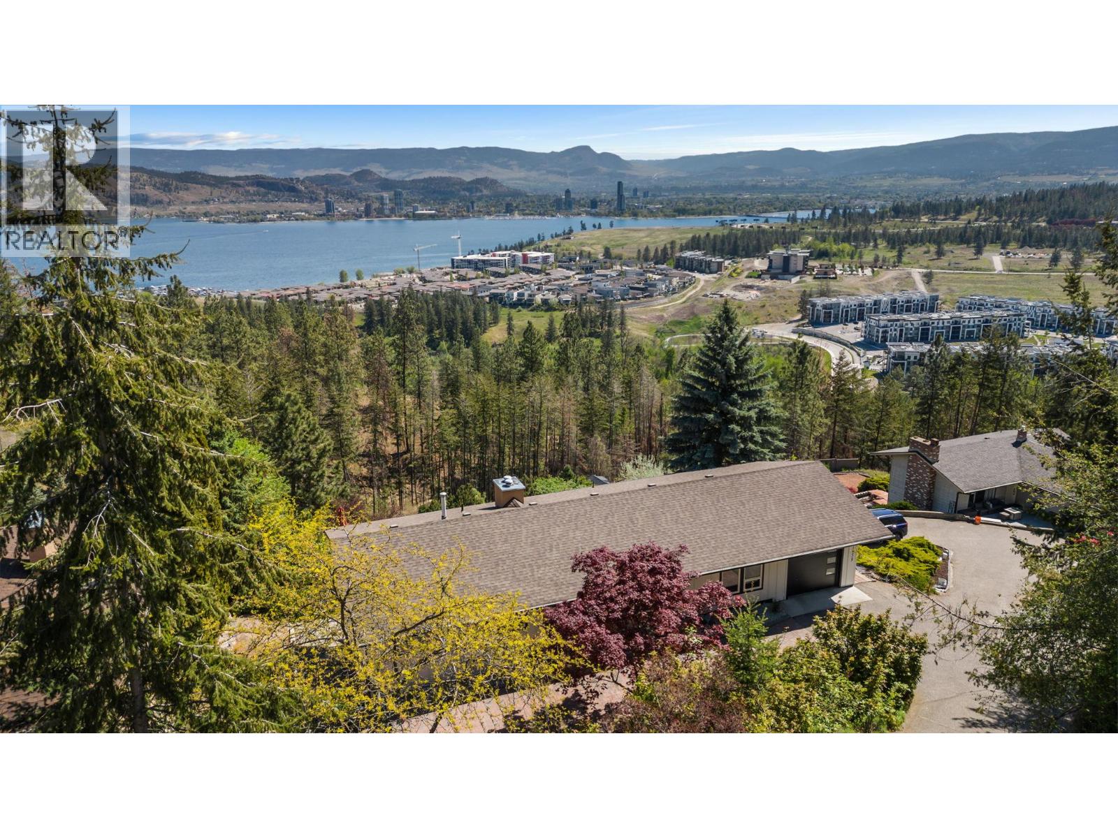1659 Scott Crescent - 60