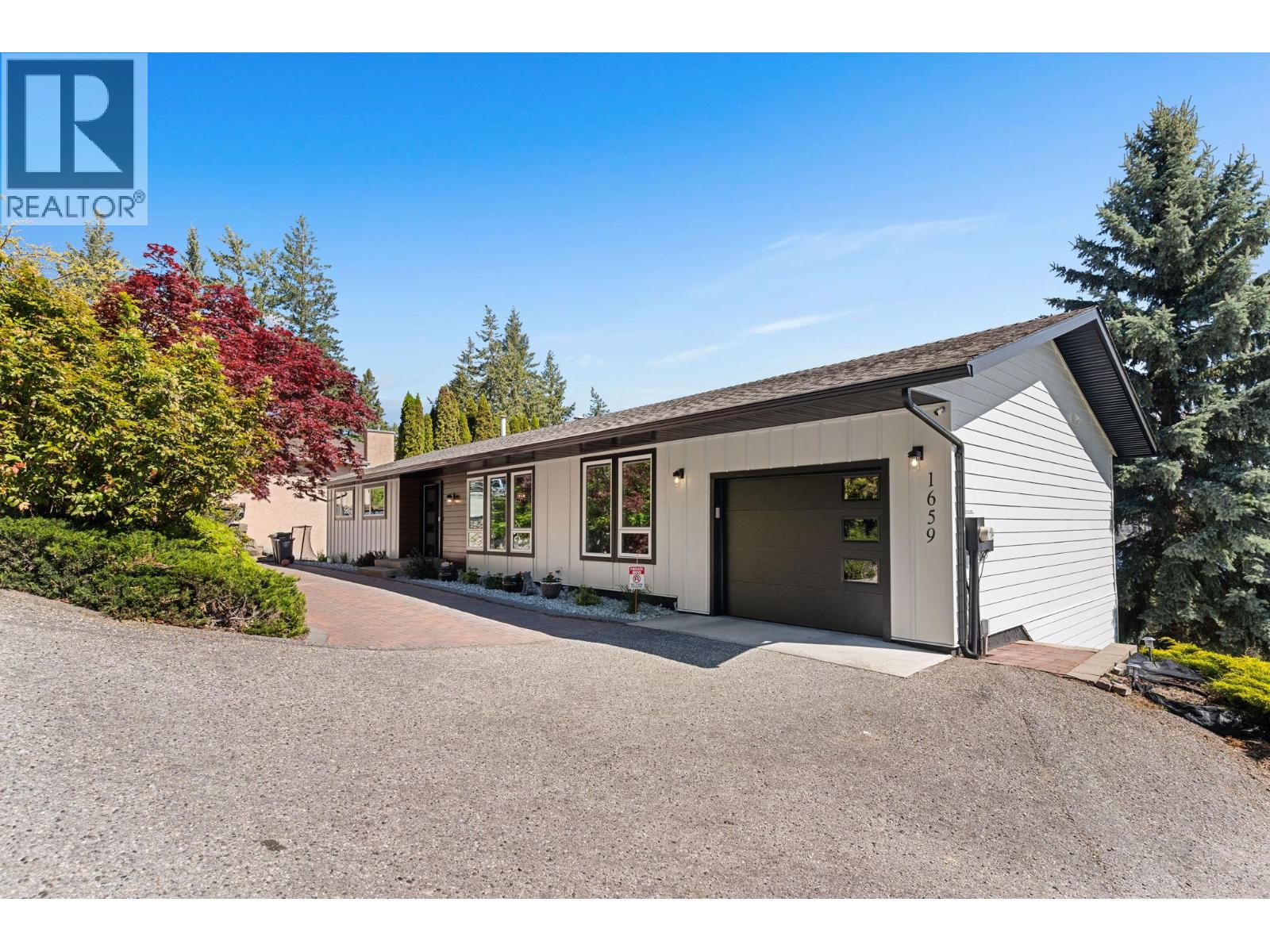 1659 Scott Crescent - 64