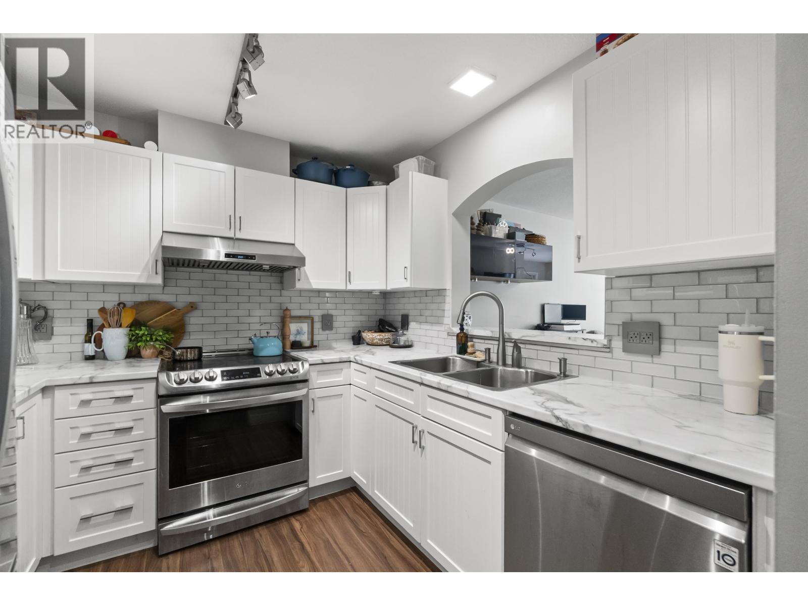 112 2970 PRINCESS CRESCENT, Coquitlam