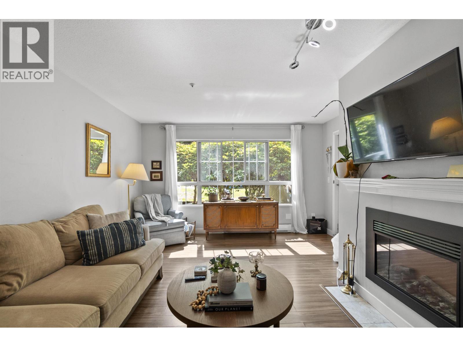 112 2970 PRINCESS CRESCENT — photo 4